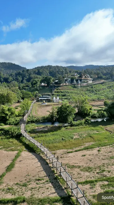 Bamboo bridge near Mae Hong Son, stop on the motorcycle loop